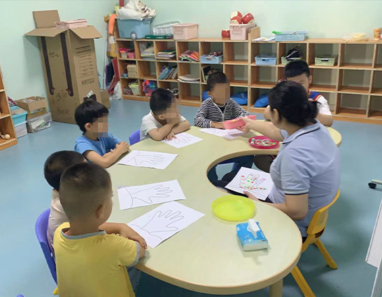 黄岛青岛孤独症：儿童语言障碍的表现有哪些？